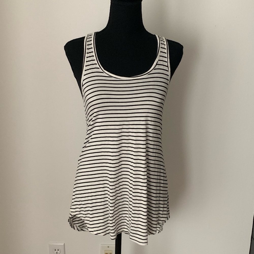 Peyton Jensen Black Striped Tank Top Scoop Neck Swing Stretch